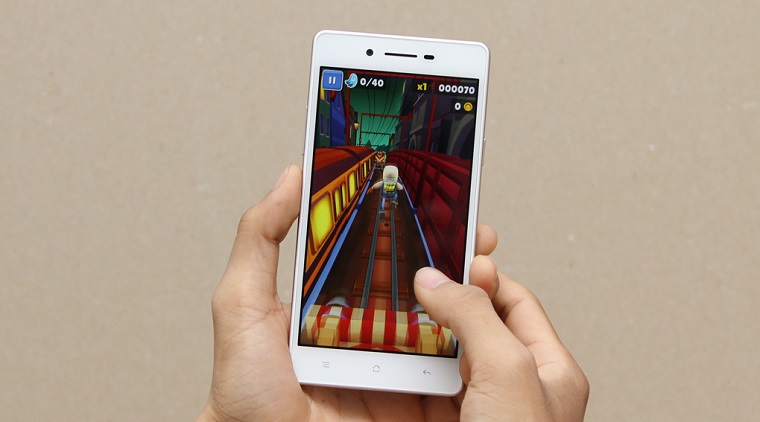 Chơi game cùng Oppo Neo 7