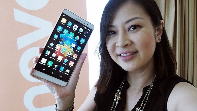 Thêm một smartphone lai máy tính bảng giá rẻ của Lenovo lên kệ Thêm một smartphone lai máy tính bảng giá rẻ của Lenovo lên kệ
