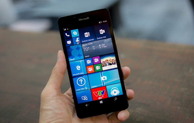 Màn hình Lumia 950