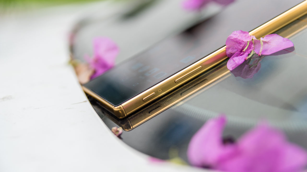 xperiaz5premiumyellow1