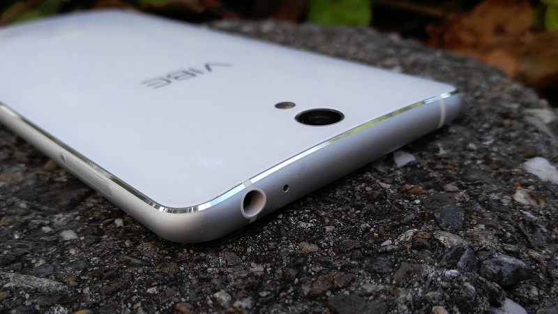 Lenovo Vibe S1 có thiết kế hấp dẫn Lenovo Vibe S1 có thiết kế hấp dẫn