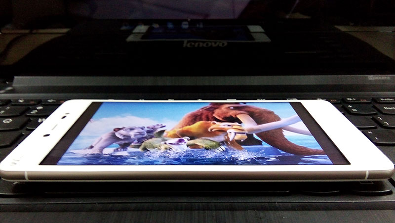 man-hinh-wiko-fever man-hinh-wiko-fever