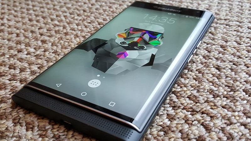 Video cho thấy BlackBerry Priv có thiết kế rất công phu Video cho thấy BlackBerry Priv có thiết kế rất công phu
