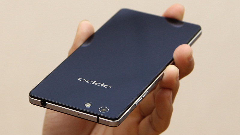 OPPO R1K với thiết kế đẹp, camera 13MP giảm giá mạnh