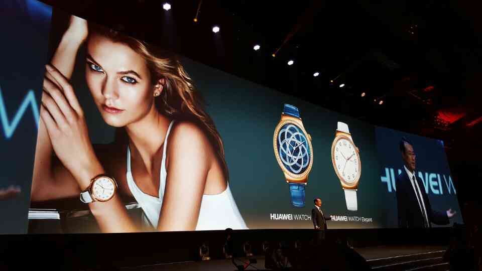 [CES 2016] Huawei tung 2 smartwatch cao cấp và thời trang