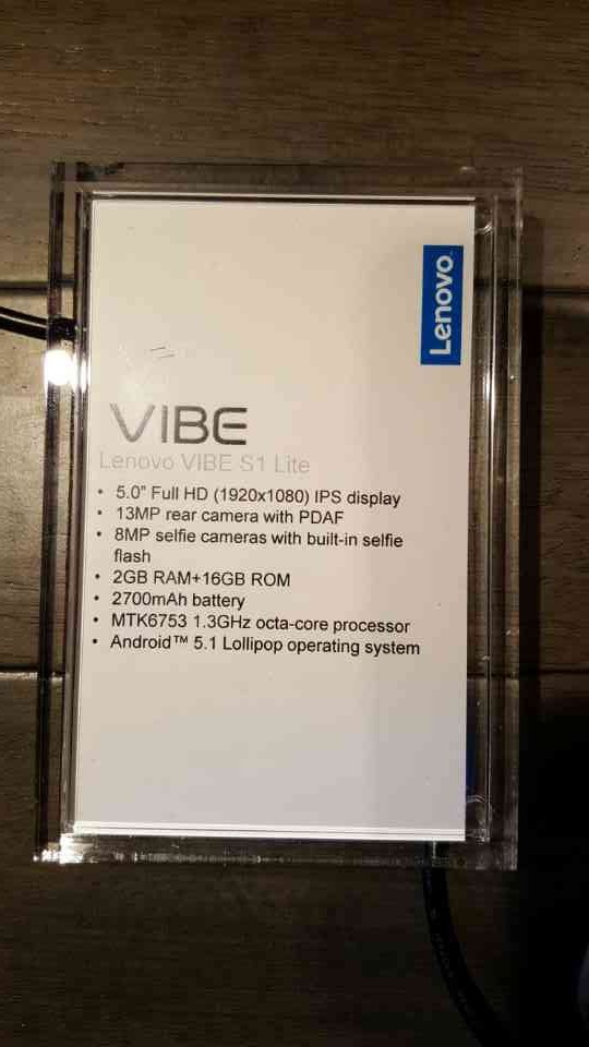 Cấu hình của máy tại CES 2016 Cấu hình của máy tại CES 2016