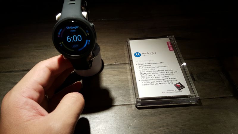 [CES 2016] Cận cảnh smartwatch Moto 360 Sport sắp bán ra tại Việt Nam