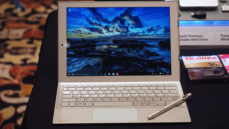 [CES 2016] Toshiba ra mắt tablet Windows 12 inch cạnh tranh với Surface Pro 4 và iPad Pro Dynapad-large
