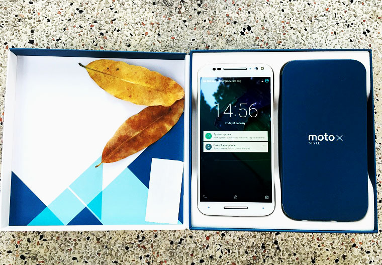 Mở hộp Motorola Moto X Style chính hãng – Ấn tượng mặt lưng