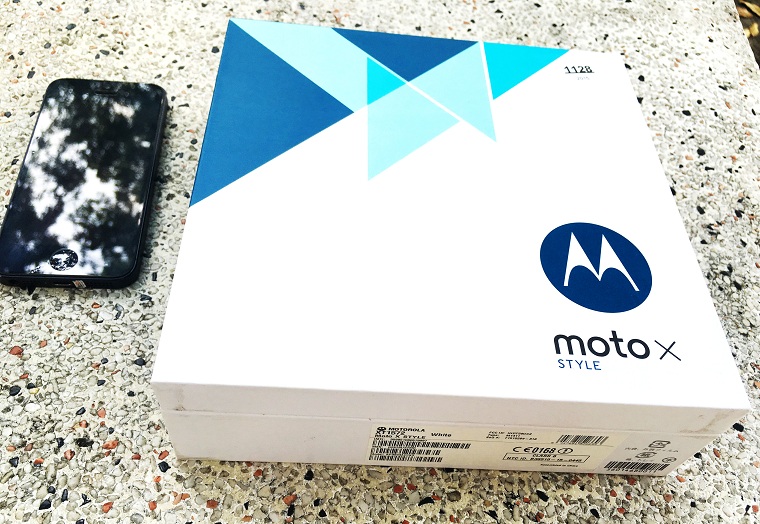 Hộp của Motorola Moto X Style