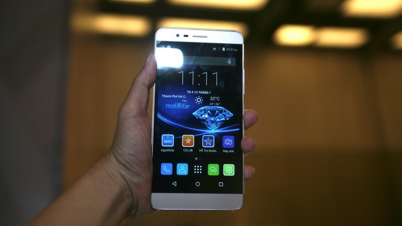 Cận cảnh 2 mẫu smartphone giá rẻ mới ra mắt của Mobiistar