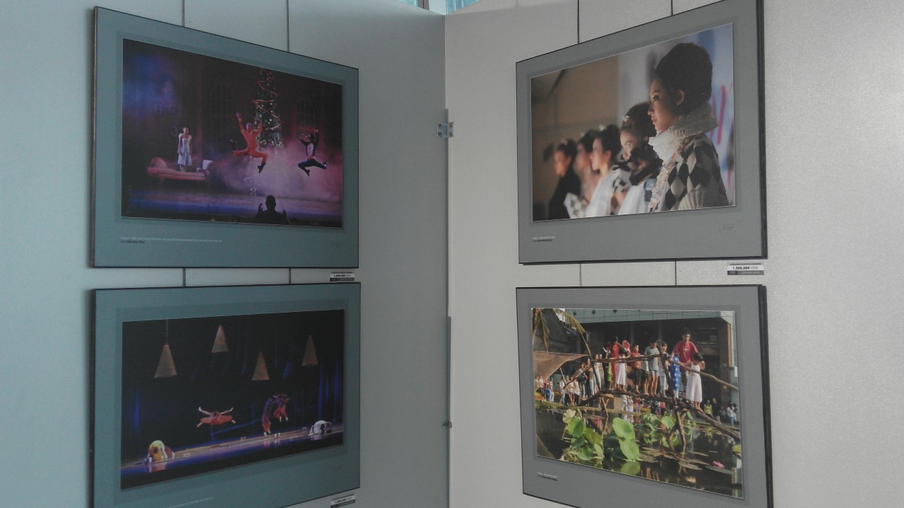 Ảnh chụp trong điều kiện ánh sáng trong phòng Ảnh chụp trong điều kiện ánh sáng trong phòng