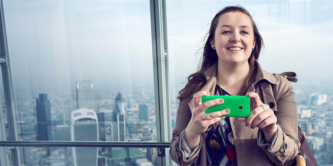 Nokia Lumia 730 Dual SIM có hiệu suất mạnh mẽ và luôn giúp bạn kết nối với mọi người