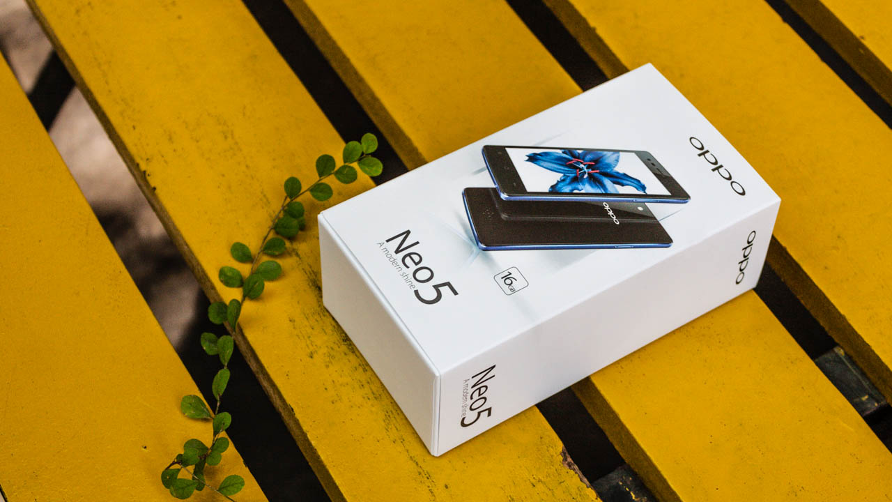 Mở hộp OPPO Neo 5 16 GB Rom 3