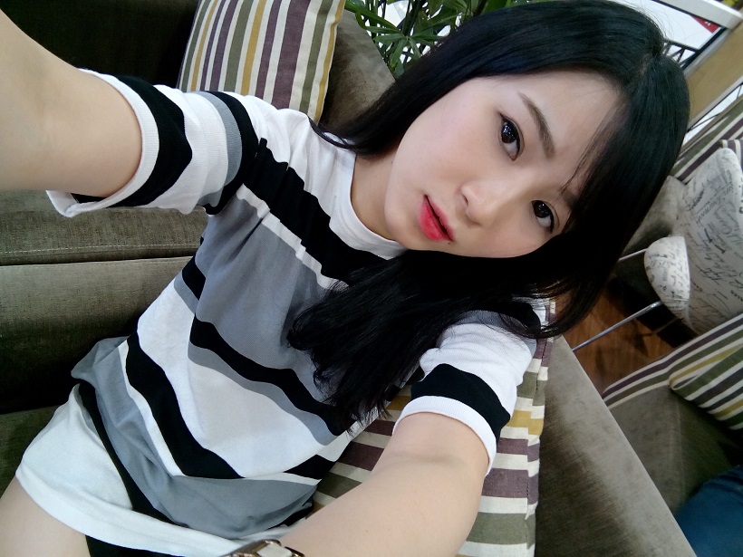 Ảnh selfie được chụp từ camera trước của Wiko Fever Ảnh selfie được chụp từ camera trước của Wiko Fever