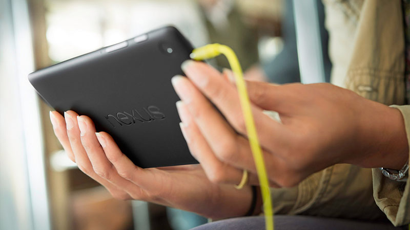 googlenexus Google muốn trực tiếp theo dõi quá trình sản xuất Nexus, củng cố lại vị thể của mình