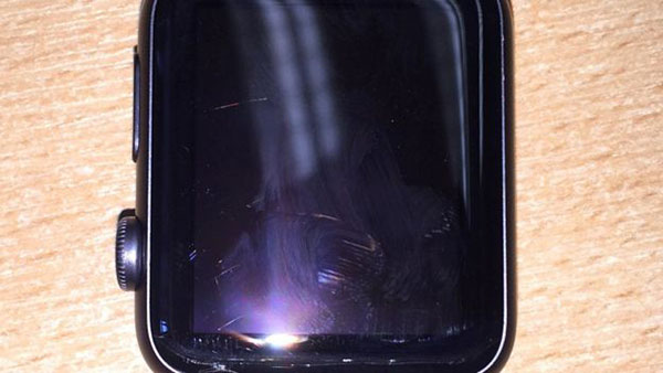 AppleWatch_2 Apple lại tiếp tục thua kiện và phải đền bù hơn 1000 USD