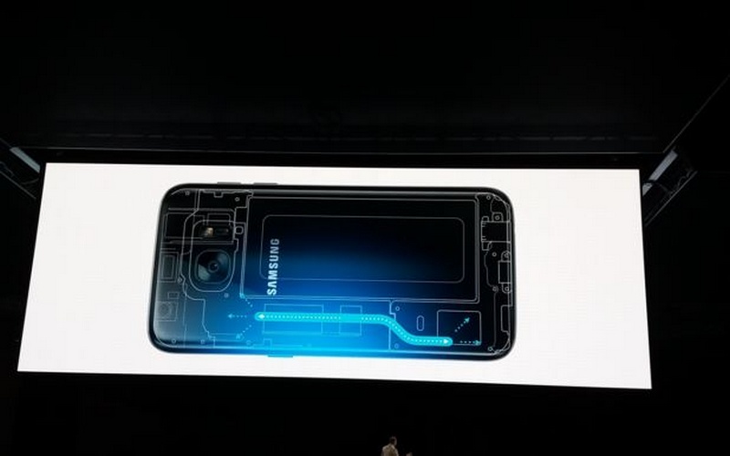 Galaxy S7/S7 Edge có hệ thống tản nhiệt bằng chất lỏng Galaxy S7/S7 Edge có hệ thống tản nhiệt bằng chất lỏng