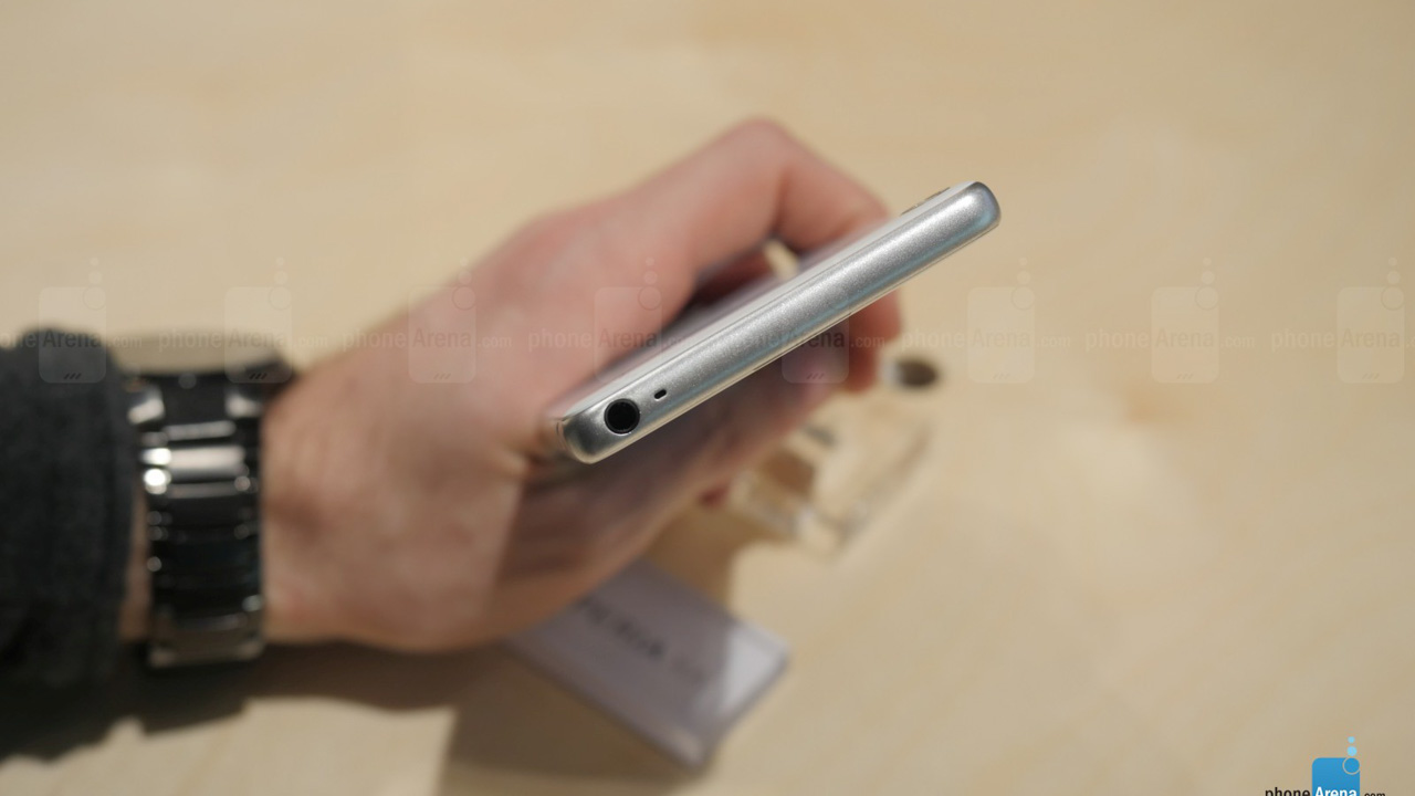 Xperia XA Xperia XA