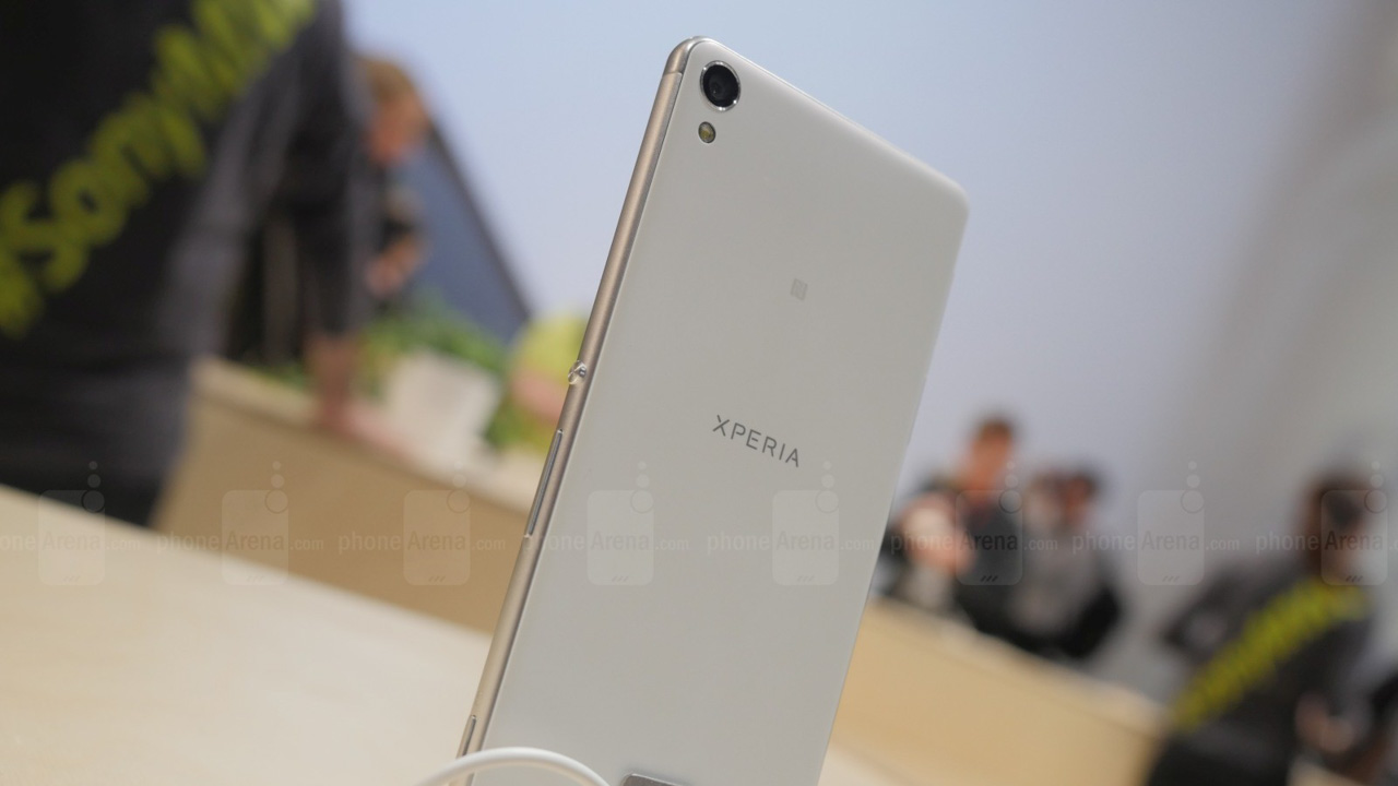 Xperia XA Xperia XA