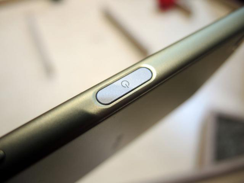 Xperia-X Xperia-X