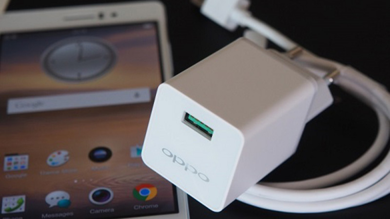 OPPO tung công nghệ sạc đầy pin chỉ trong 15 phút