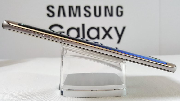 Đánh giá Samsung Galaxy S7 Edge về thiết kế