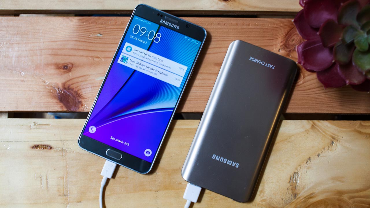 Sạc-dự-phòng-samsung-5200-mAh Sạc-dự-phòng-samsung-5200-mAh