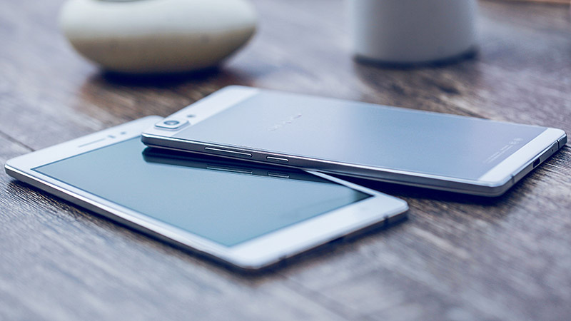 OPPO R9 xuất hiện hình ảnh chính thức đầu tiên