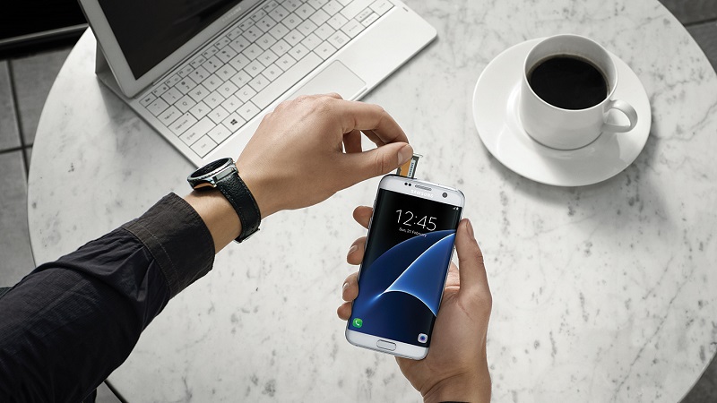 Samsung gửi lời mời ra mắt Galaxy S7/S7 Edge tại Việt Nam