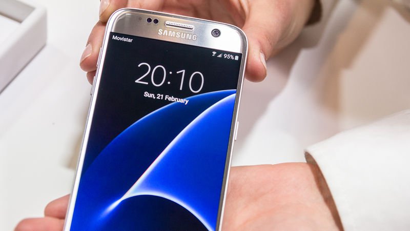 Khách hàng đặt trước Galaxy S7 hoặc Galaxy S7 Edge sẽ được tặng Gear VR