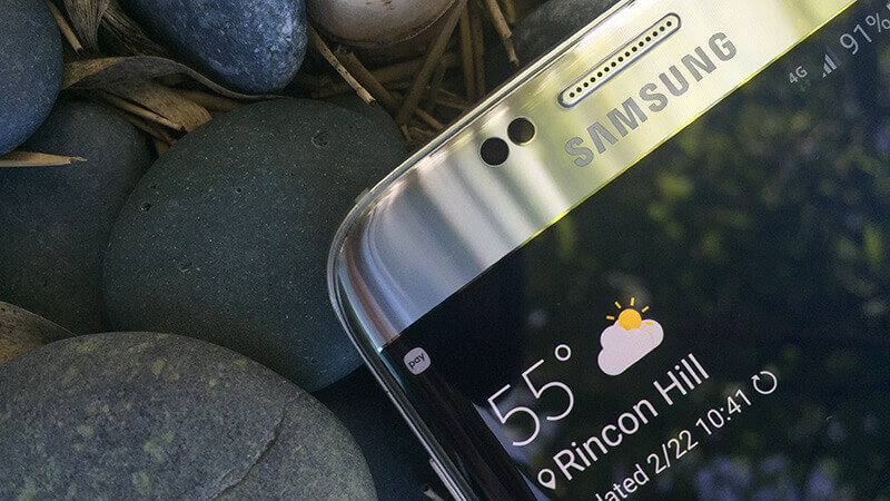 Không thể sạc pin cho Galaxy S7 nếu cổng USB bị ẩm ướt Không thể sạc pin cho Galaxy S7 nếu cổng USB bị ẩm ướt