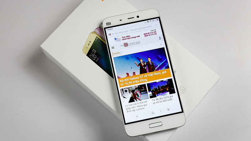 xiaomimi5 Xiaomi Mi 5 đạt doanh thu 4 triệu chiếc trong ngày đầu lên kệ