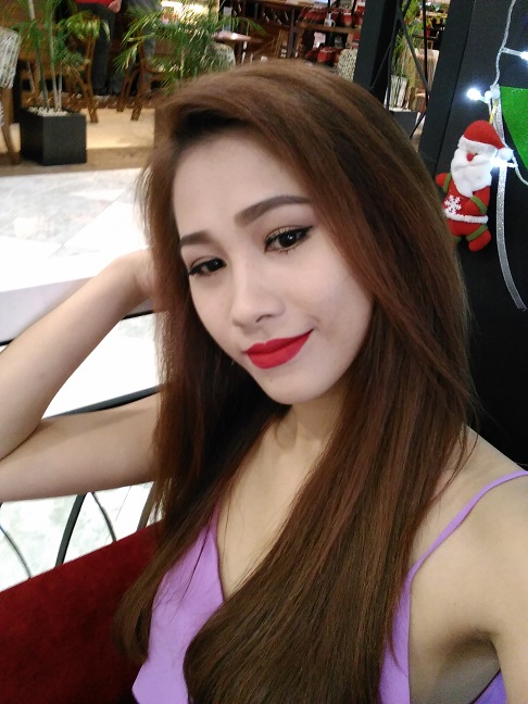 Ảnh selfie được chụp từ camera trước của Lenovo Phab Ảnh selfie được chụp từ camera trước của Lenovo Phab