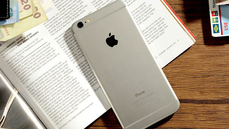 iPhone iPhone