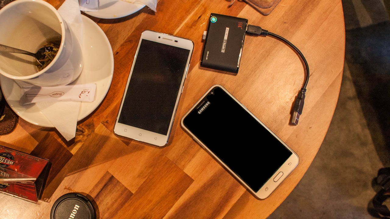 So sánh Lenovo A6020 vs Galaxy J3 245