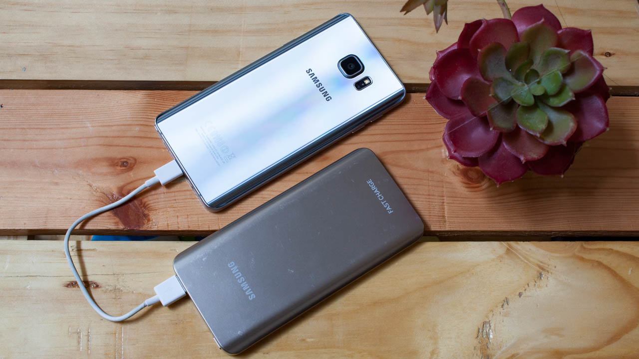 Sạc dự phòng samsung