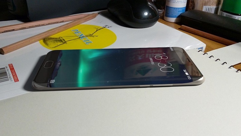 Thêm một smartphone có RAM 6 GB, giá tốt chuẩn bị trình làng