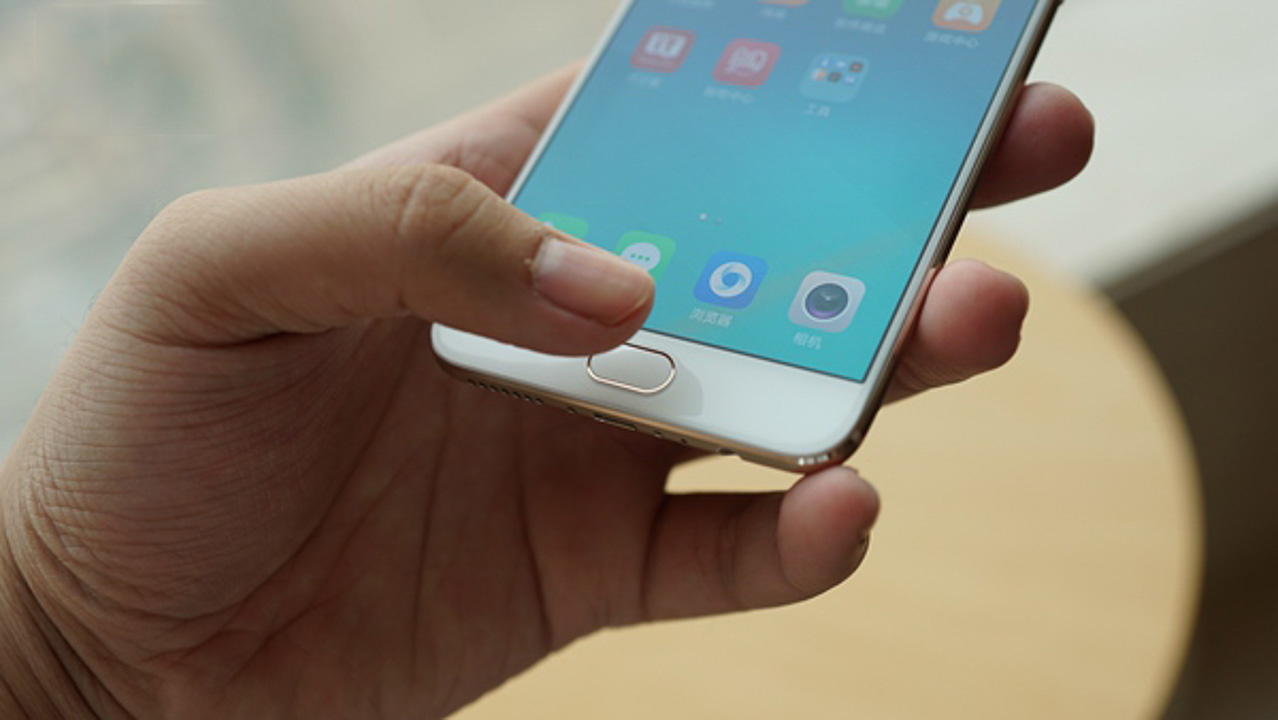 R7, R7 Plus R7, R7 Plus