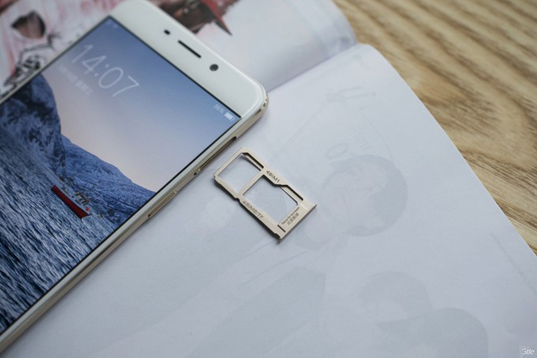 R7, R7 Plus R7, R7 Plus