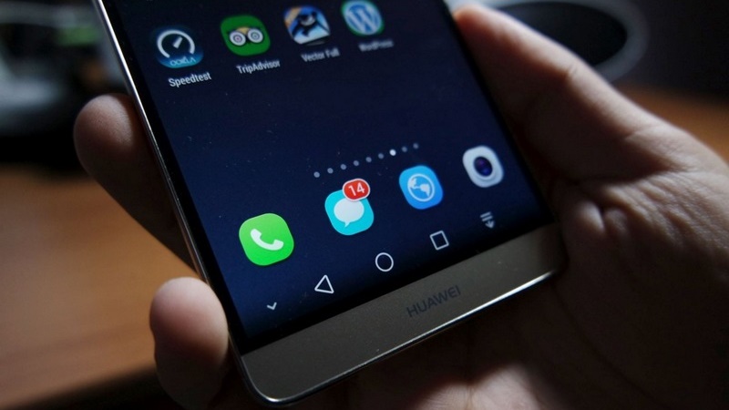 Huawei P9 xuất hiện đời thực ngay trên tay ngài Chủ tịch Huawei P9 xuất hiện đời thực ngay trên tay ngài Chủ tịch