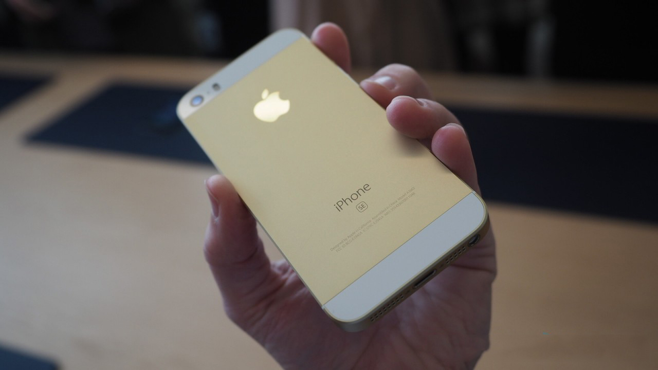 iPhone SE