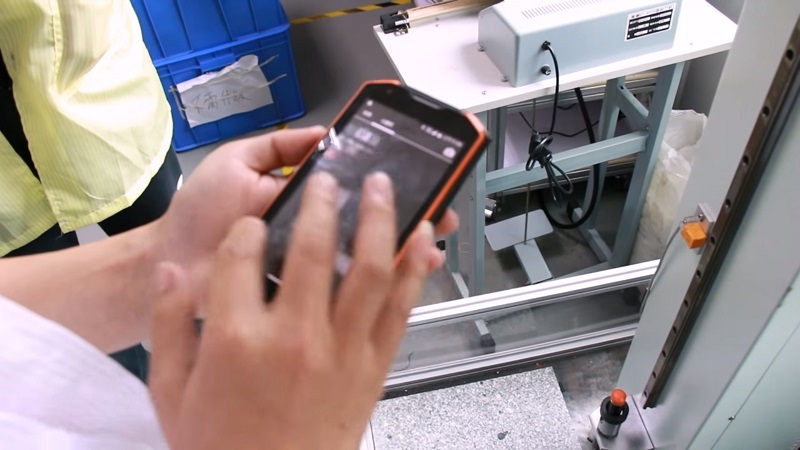 Lại thêm một chiếc smartphone “cục gạch” sắp xuất hiện