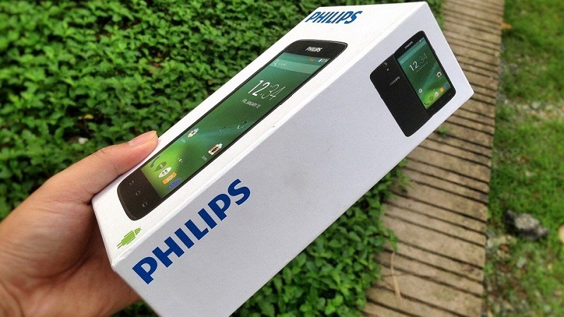 Smartphone Philips với chip lõi tứ, pin khủng 4.400 mAh giảm giá mạnh