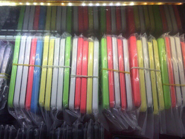 iphone5c_1 iPhone 5C giá 1.990.000 đồng lại khuấy động thị trường Việt