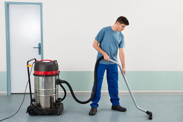 Nên chọn mua máy hút bụi công suất cao Nên chọn mua máy hút bụi công suất thích hợp