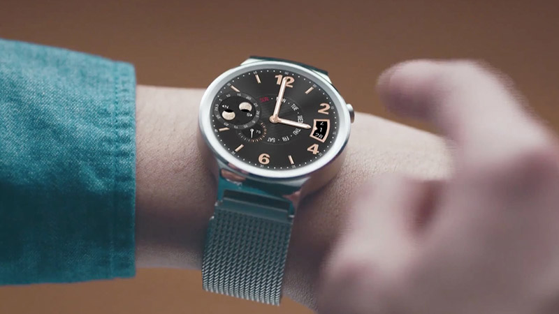 Huawei Watch với combo dây đeo da và thép không gỉ giảm giá mạnh Huawei Watch với combo dây đeo da và thép không gỉ giảm giá mạnh