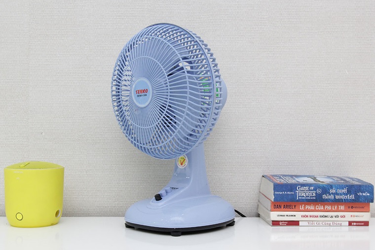 Place the fan on a desk or a level surface to prevent tipping, falling, and reduce durability