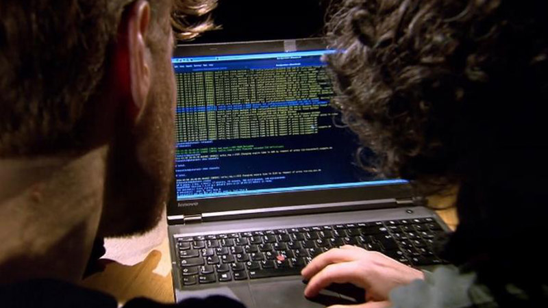 Chỉ cần biết số điện thoại, một tin tặc có thể theo dõi smartphone của bạn