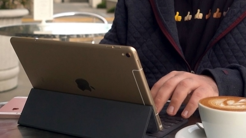 Apple iPad Pro phiên bản 9.7 inch Apple iPad Pro phiên bản 9.7 inch
